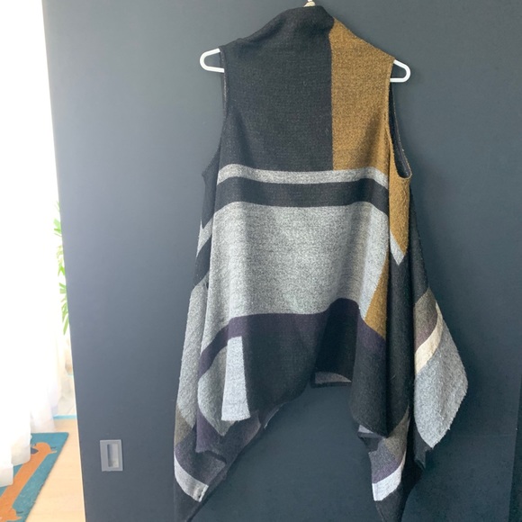 Riverisland vest - Picture 3 of 3